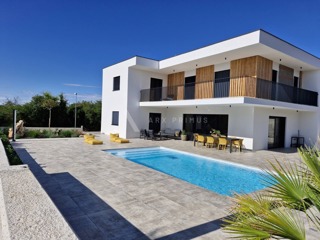 Villa moderna con piscina e vista mare, Murine, Umago