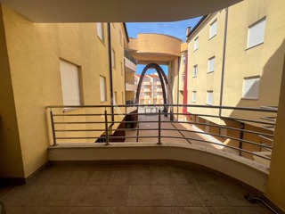 Stan sa garažom na odličnoj lokaciji u blizini mora, Umag