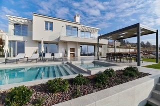 Bellissima villa con vista aperta