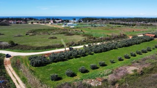 Terreno edificabile vicino al mare e tutti i servizi, Umago