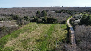 Građevinsko zemljište turističke namjene na izvrsnoj lokaciji, Umag