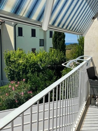 Stan na dobroj lokaciji u blizini mora, Zambratija