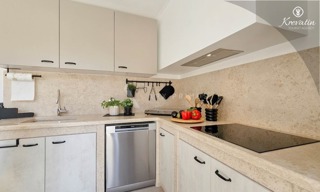 Kuća sa bazenom na odličnoj lokaciji, Zambratija, Umag