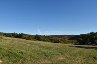 Terreno edificabile a Oskoruš, Buje