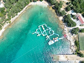 Confortevole appartamento con una camera da letto vicino alla spiaggia, Pola