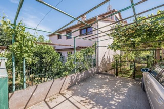 Villette unifamiliari, due unità abitative, giardino, vista mare, Medulin