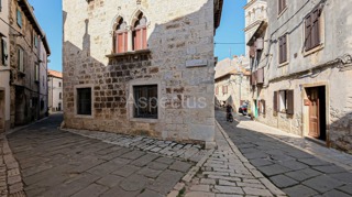 Dignano, Casa in pietra per vivere e lavorare, Istria