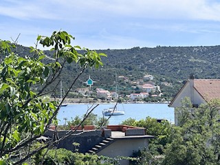 Dalmazia , Spalato , Vinišćce , terreno edificabile , sviluppo misto , zona giallo scuro , vista mare