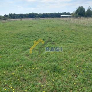 Loborika-Terreno edificabile 1085m2 per un condominio