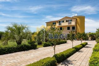 Casa Centar, Pula, 750m2