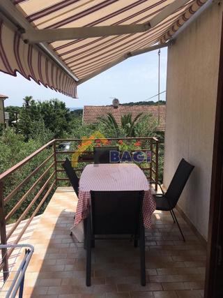 Appartamento a 400m dal mare - parcheggio nella proprietà