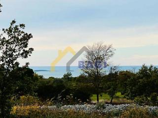 POSIZIONE ECCEZIONALE - Terreno edificabile con vista mare!!