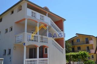 IN VENDITA ŠTINJAN CASA CON 4 APPARTAMENTI