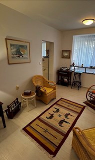Appartamento con garage nel centro della città di Hvar