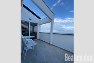 Appartamento con tre camere da letto e ampio balcone a Mareda