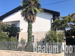 Casa familiare a Karpinjan, Novigrad