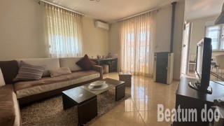 Appartamento in vendita con vista mare