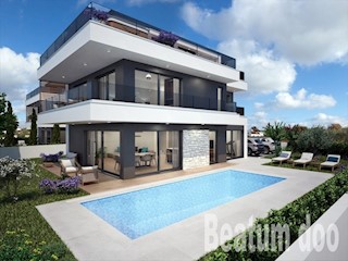 Casa in costruzione ,Parenzo