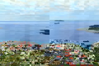 Terreno edificabile con vista mare