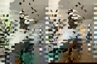 Appartamento arredato in stile moderno con vista mare