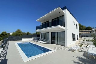 Villa di lusso con vista panoramica sul mare