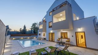 Villa di lusso con vista mare