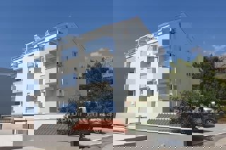 Palazzina con vista mare