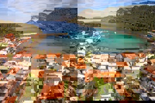 Terreno edificabile con vista mare