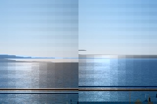 Appartamento con una camera da letto in riva al mare