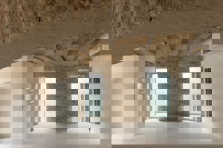 Appartamento con tre camere da letto recentemente ristrutturato - centro città