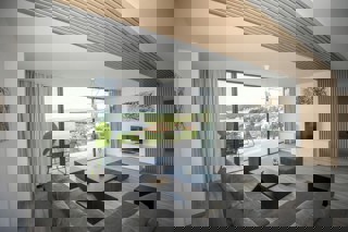 Attico di lusso vicino al mare