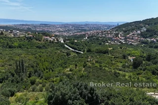 Terreno edificabile con vista panoramica