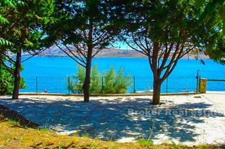 Casa, prima fila al mare, vicino alla spiaggia.