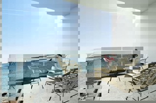 Appartamento bilocale in prima fila sul mare