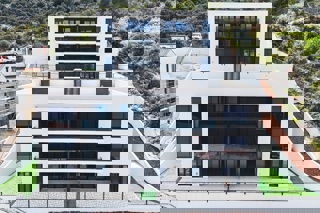 Appartamento in un lussuoso edificio di nuova costruzione con vista sul mare