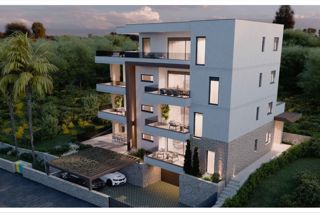 Appartamento di lusso con vista mare