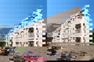 Appartamento con piscina e parcheggio