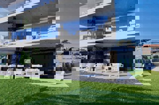 Appartamento con vista mare e monolocale aggiuntivo