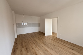 Appartamento al secondo piano con vista mare