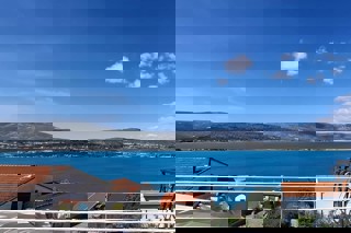 1.847 Appartamento in posizione privilegiata con vista mare