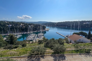 Appartamento con due camere da letto in prima fila sul mare