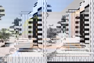 Proprietà di investimento con vista mare