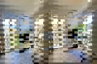 Confortevole appartamento con vista mare