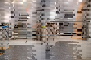 Locale commerciale in posizione privilegiata