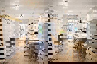 Moderno appartamento con due camere da letto e ampio giardino privato