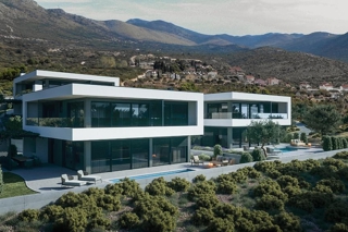 Terreno edificabile con progetto in posizione attraente vicino al mare