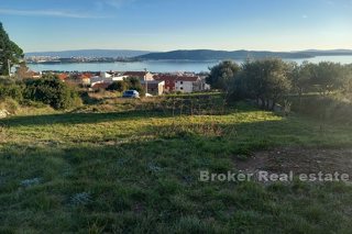 Terreno edificabile con vista mare aperta