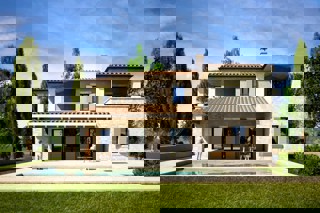 Casa in pietra d'Istria con piscina e vista mare