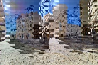 Spazio commerciale in centro città