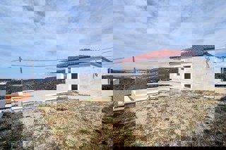 Casa indipendente con piscina e vista mare